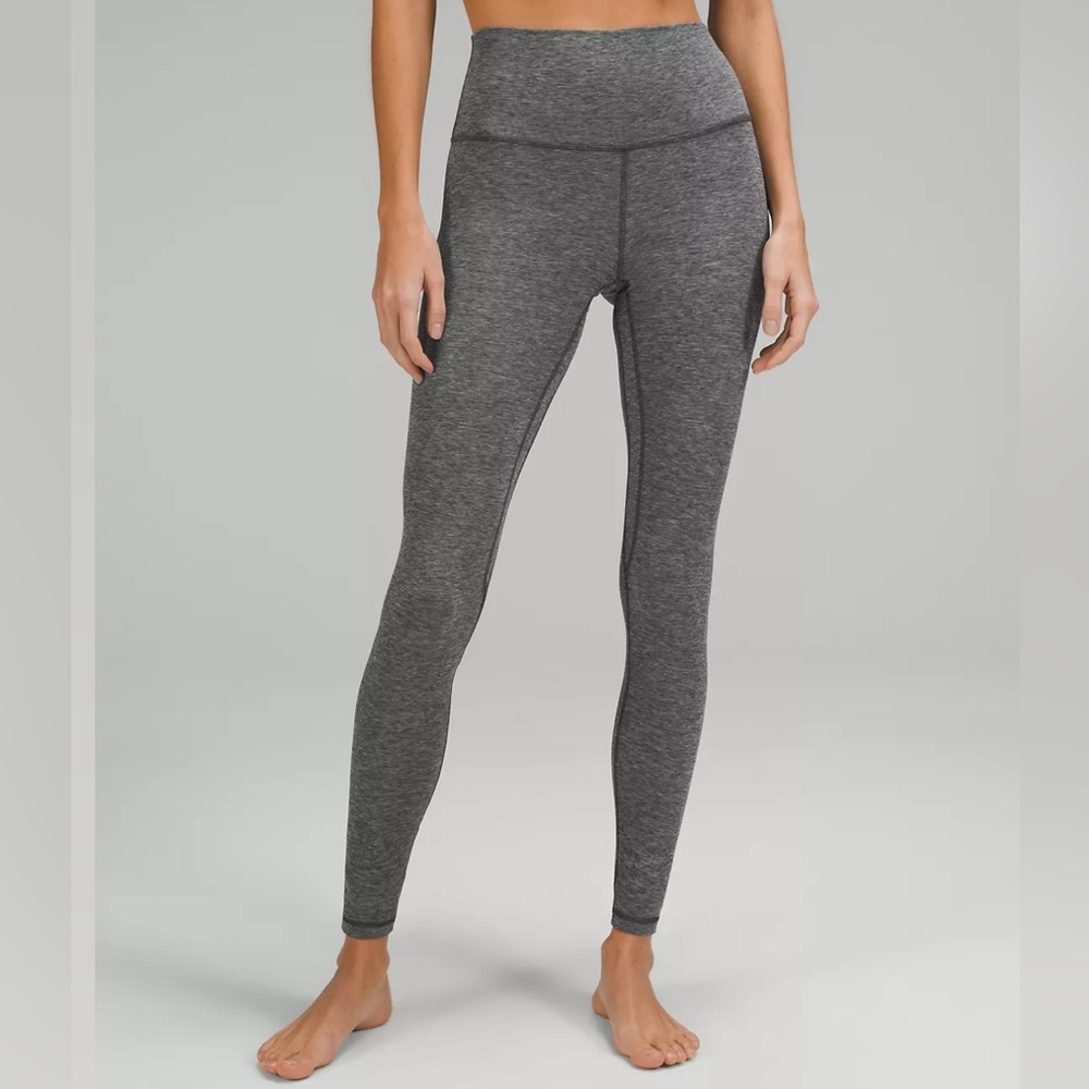 Lululemon Align Leggings 23” Size 6 in Like New Condition
